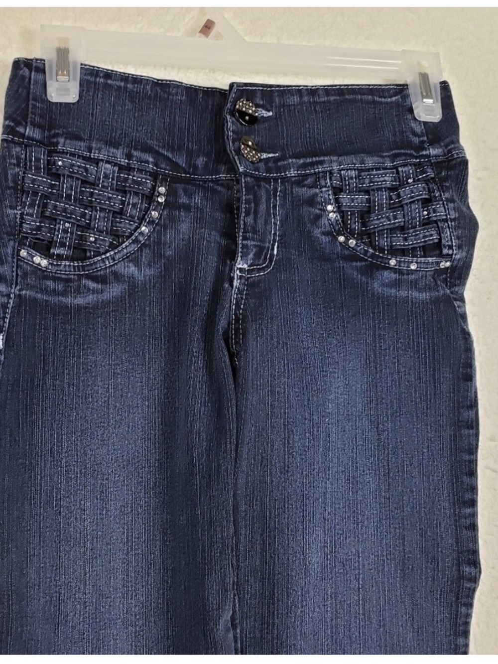 Valery cropped Jean's size 3